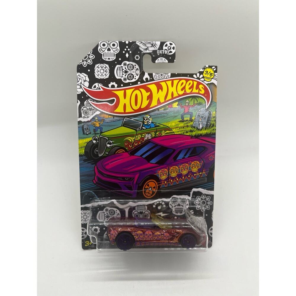 Hot Wheels '14 Corvette Stingray Halloween Day Of The Dead Dia De Los Muertos